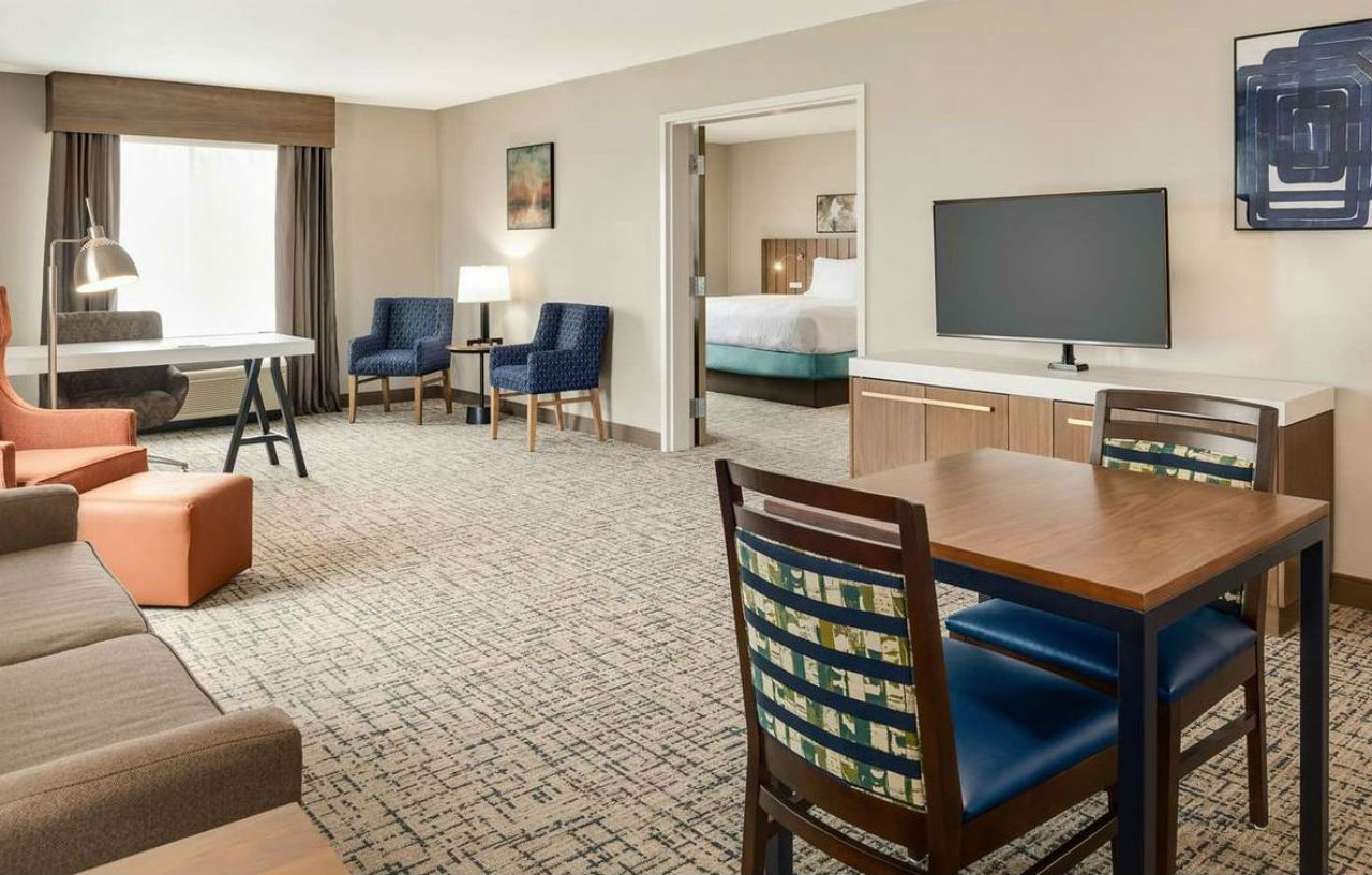 Hilton Garden Inn Dubuque Downtown Exteriör bild